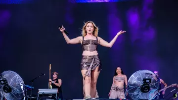 Zara Larsson: Ihr Trick für ein heimliches Nickerchen