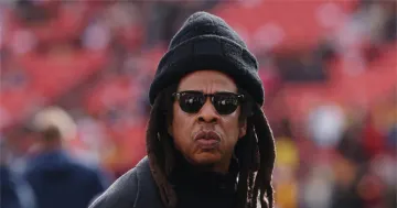 Schlägt sich Jay-Z selbst als Super-Bowl-Headliner vor?