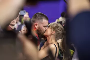 Taylor Swifts Traumhochzeit: Die Stars kommen in Scharen