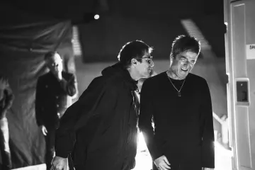 „Desk Tapes“ von Oasis: Auktion gegen Willen von Noel & Liam Gallagher